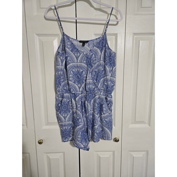 Banana republic large women's blue and white romper - Picture 1 of 11